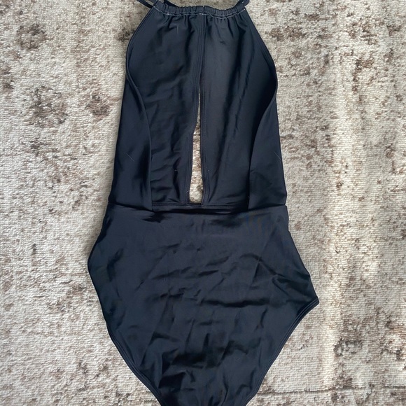 Black one piece bathing suit - Picture 2 of 3